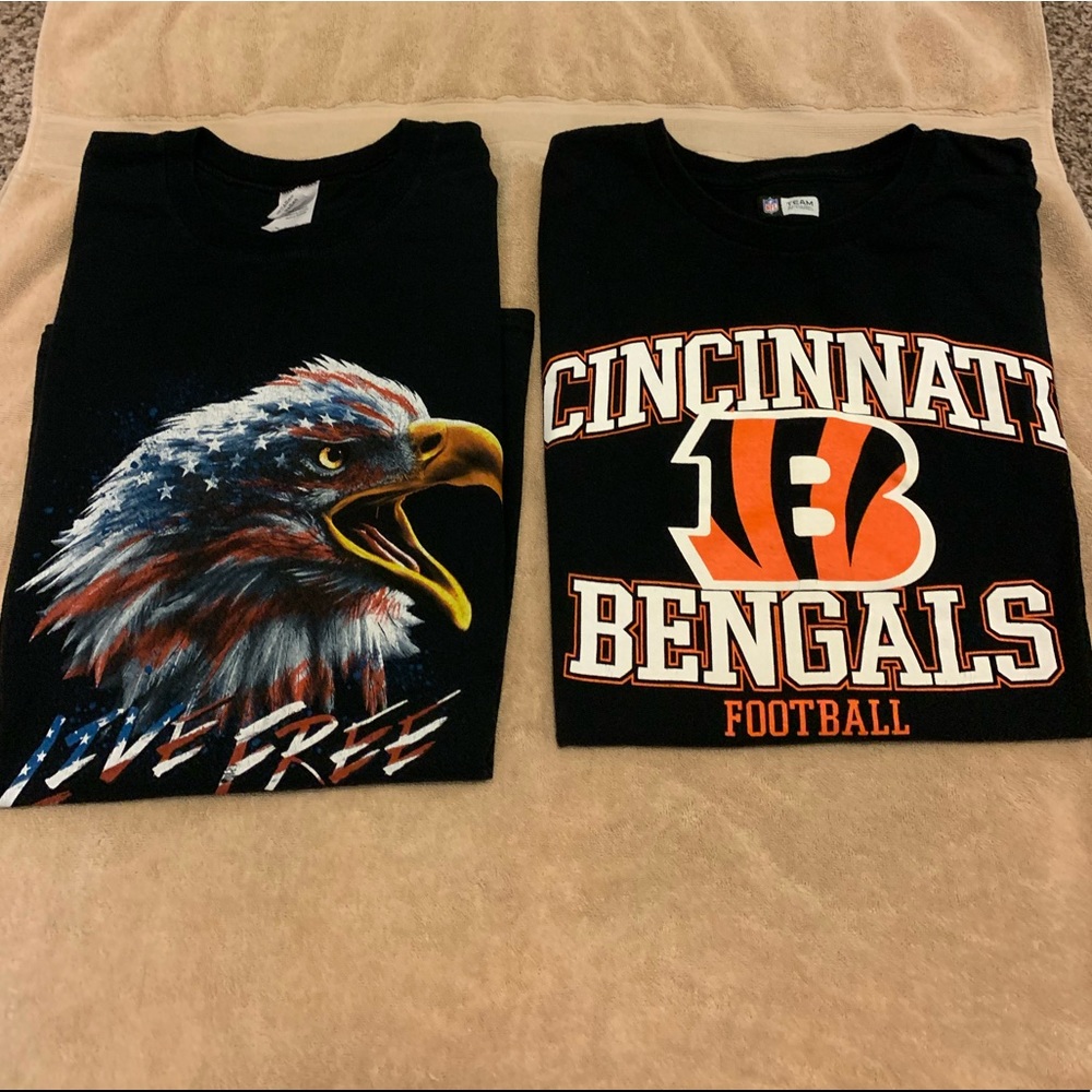 BUNDLE/2 men’s sleeveless t-shirts/Bengals